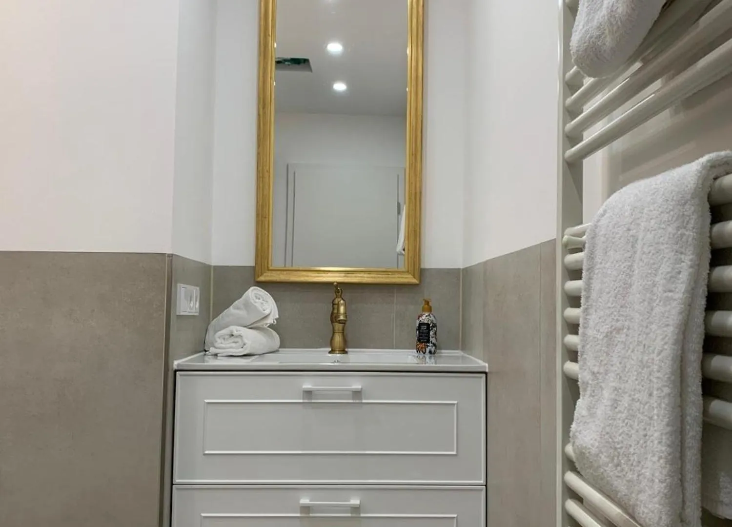 Kamin Suite Schonau an der Brend Apartment